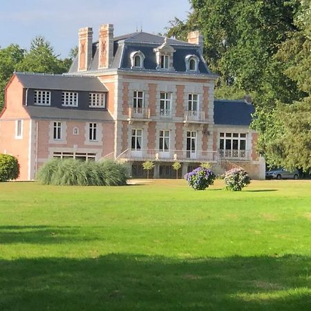 Chateau De La Chasse Beauvais Romagne  Ngoại thất bức ảnh