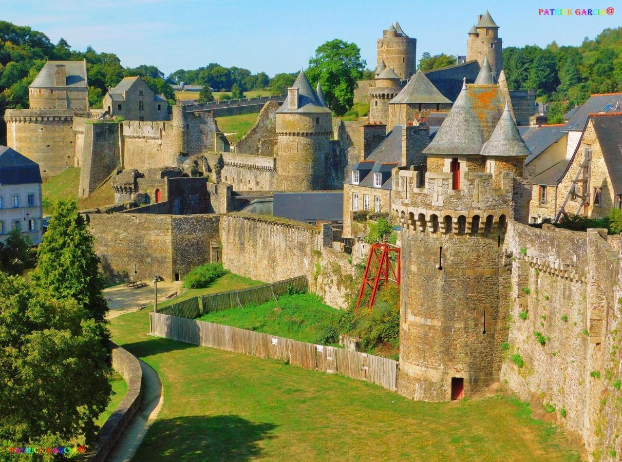 Chateau De La Chasse Beauvais Romagne  Ngoại thất bức ảnh